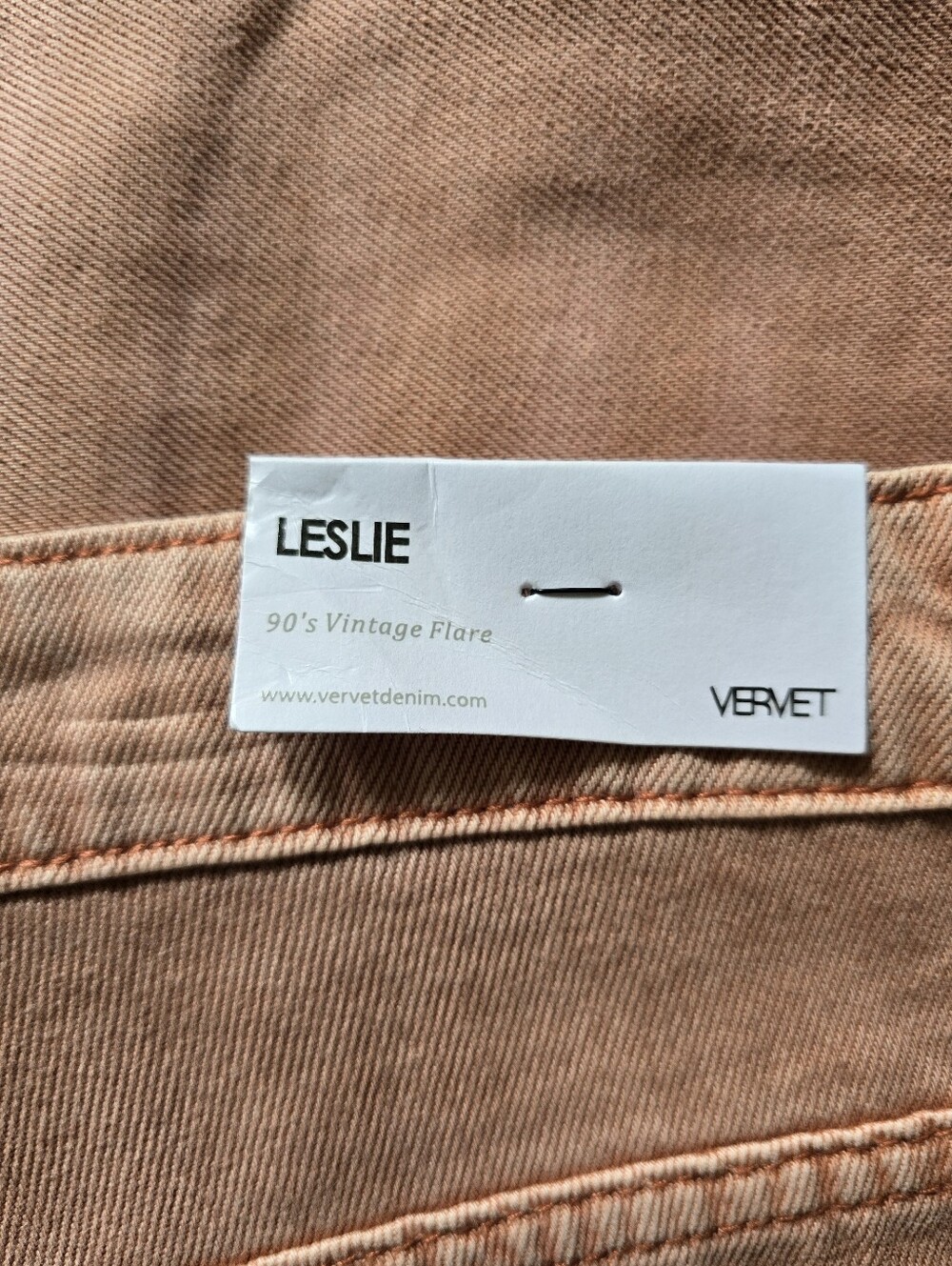 Size 32 VERVET CROP FLARE DISTRESSED JEANS - Picture 6 of 7